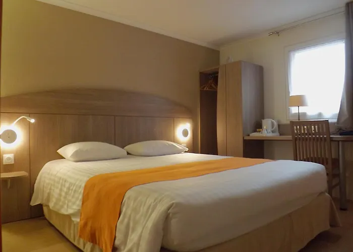 The Originals City, Hôtel Le Gayant, Douai (Inter-Hotel)
